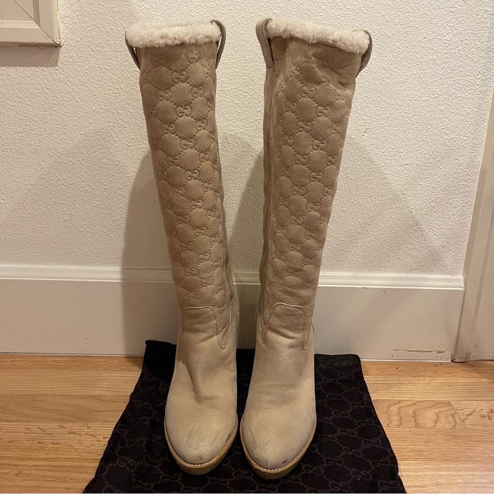 Gucci shearling cream suede boots